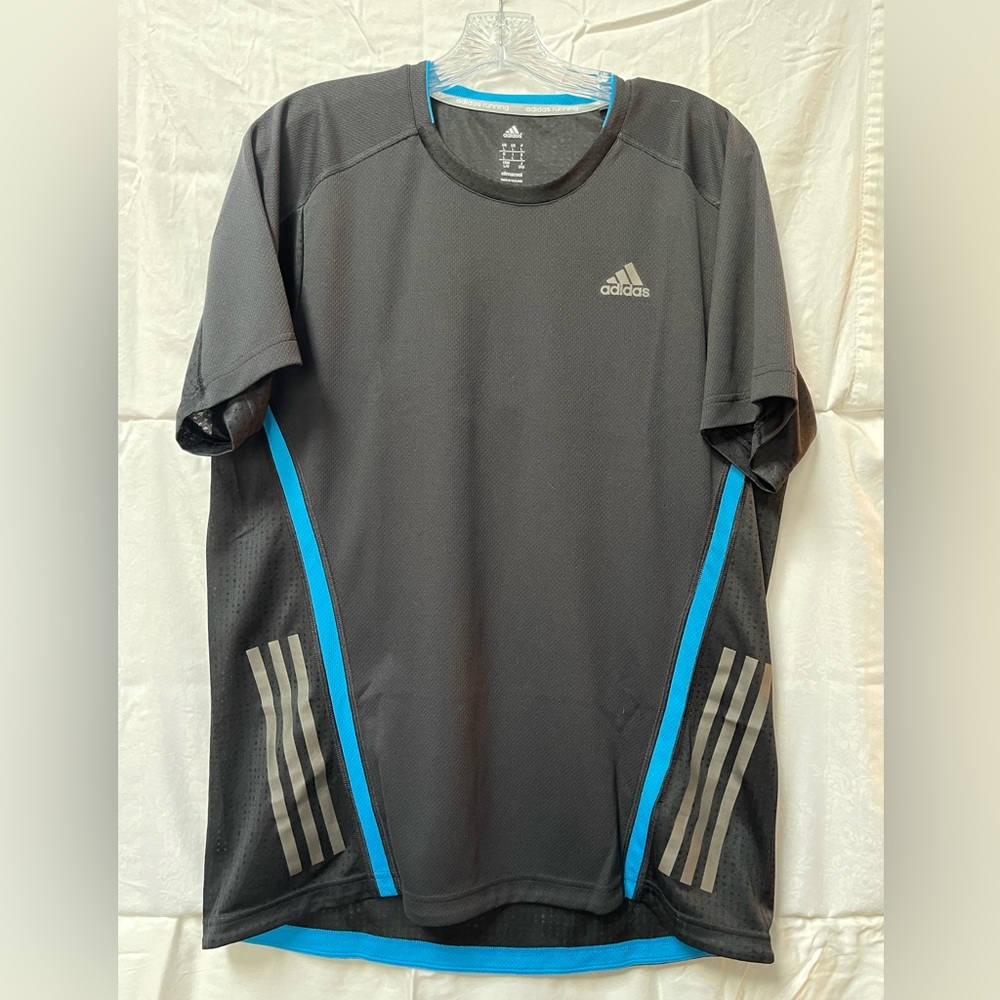 Men’s Adidas black workout shirt/drifit